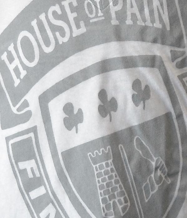 HOP Crest Girls V-Neck Shirt